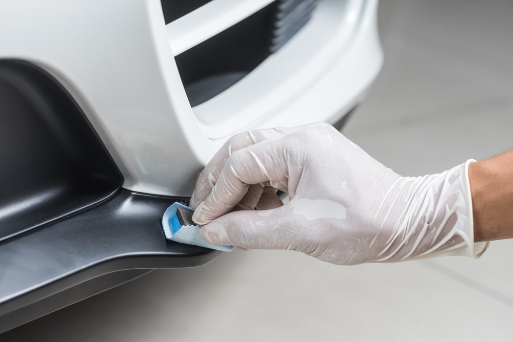 مواد مورد استفاده در صنعت آبکاری پلاستیک: تکنولوژی پیشرفته برای بهبود ظاهر و عملکرد